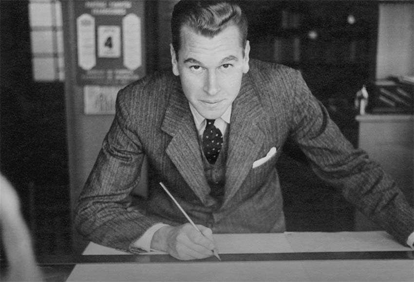 
Amancio Williams retratado a principios de la década de 1940.