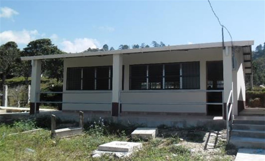  Escuela rural realizada
durante el Plan Maestro de Infraestructura 2012 del Gobierno de Honduras.