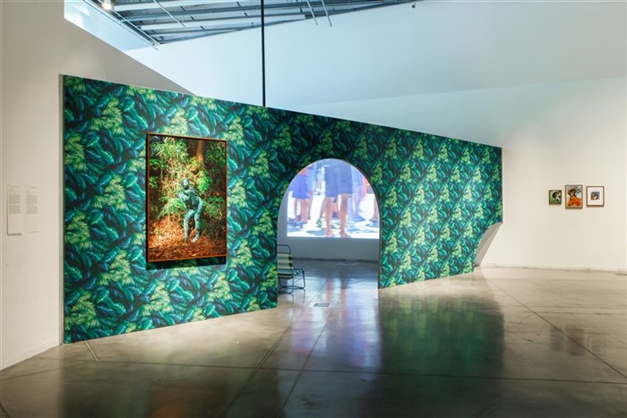 Joiri Minaya, Containers #5.